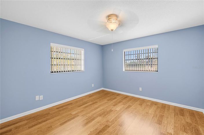 Image No.18-3 Bed Property for sale