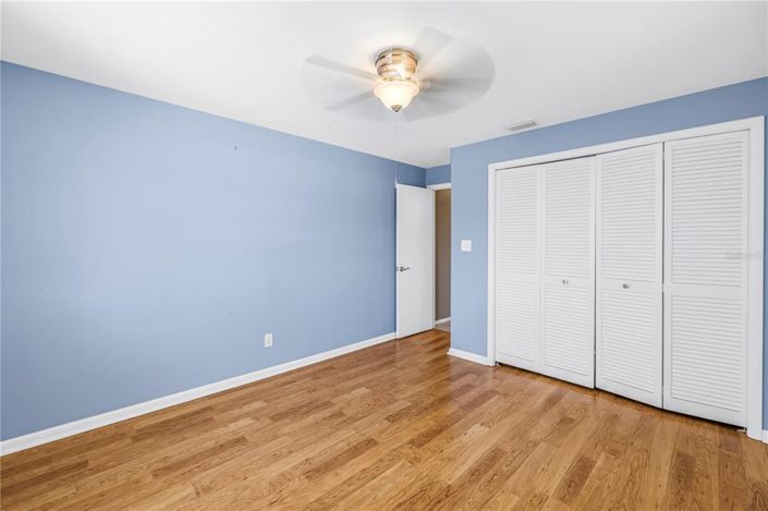 Image No.19-3 Bed Property for sale