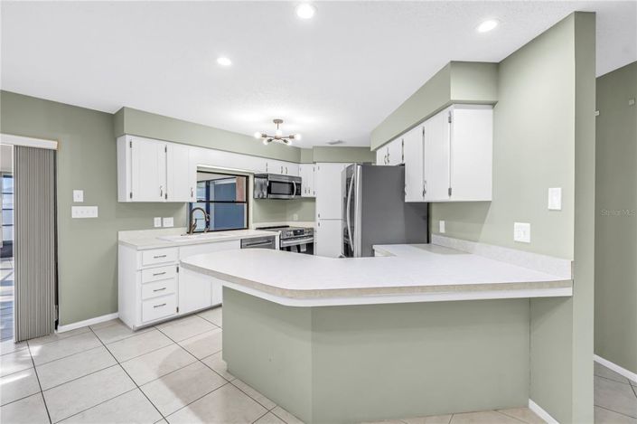 Image No.6-3 Bed Property for sale