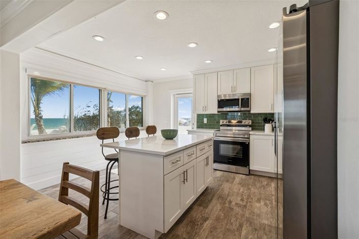 Image No.16-3 Bed Property for sale