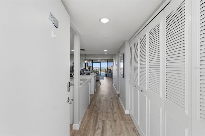 Image No.10-2 Bed Property for sale