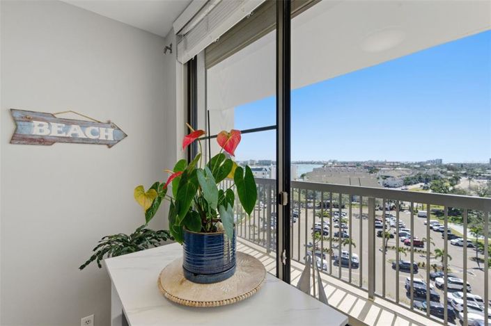 Image No.11-2 Bed Property for sale