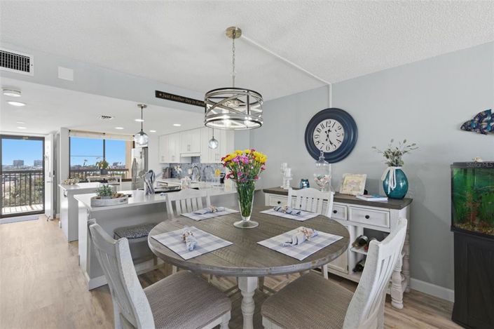 Image No.25-2 Bed Property for sale