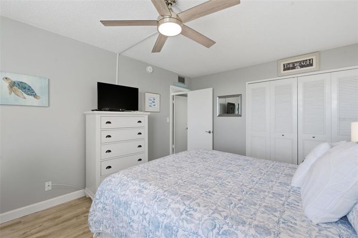 Image No.41-2 Bed Property for sale