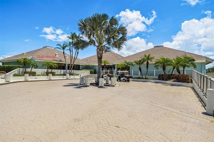 Image No.60-2 Bed Property for sale