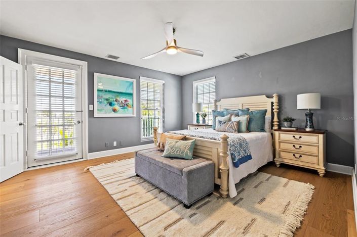 Image No.25-5 Bed Property for sale