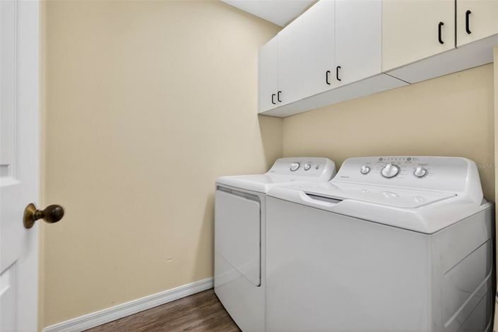 Image No.30-3 Bed Townhouse for sale