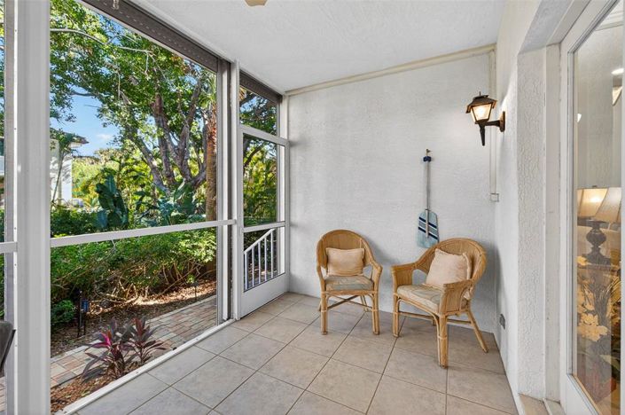 Image No.31-3 Bed Townhouse for sale