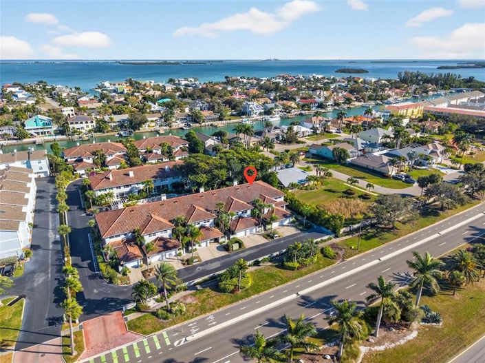 Image No.38-3 Bed Townhouse for sale