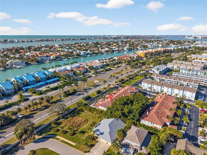 Image No.40-3 Bed Townhouse for sale