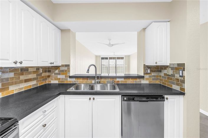 Image No.12-2 Bed Property for sale