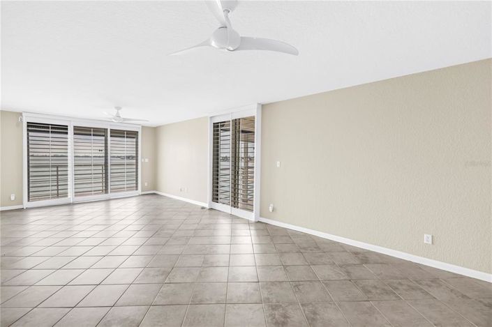 Image No.14-2 Bed Property for sale