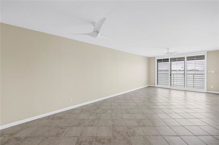 Image No.20-2 Bed Property for sale