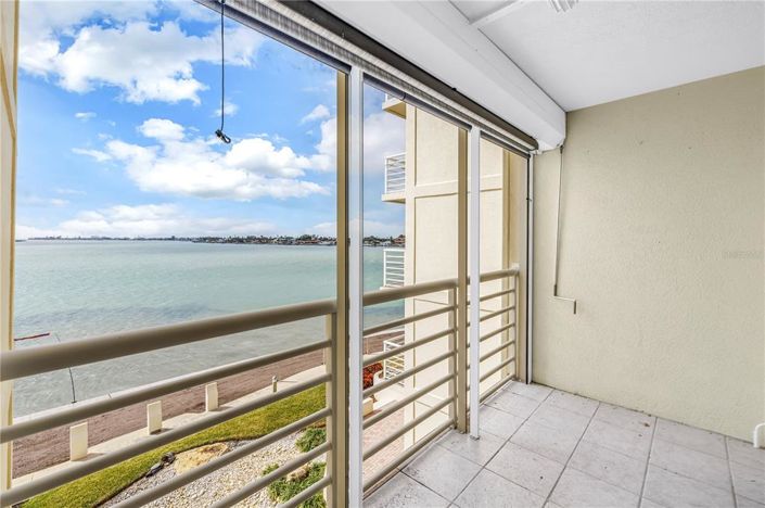 Image No.31-2 Bed Property for sale