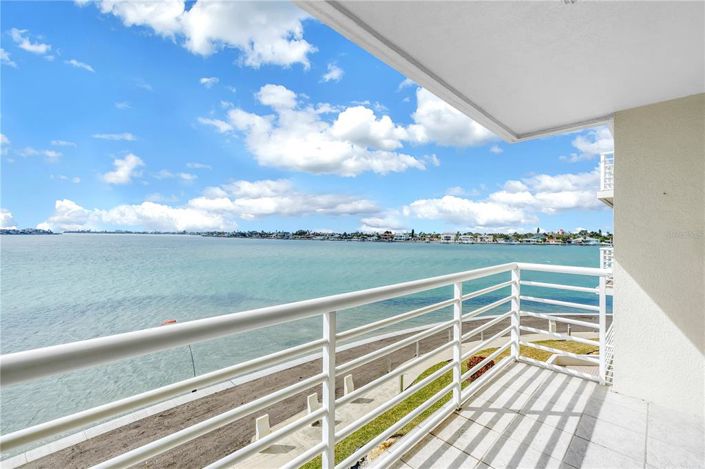 Image No.33-2 Bed Property for sale