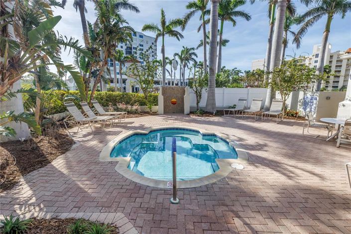 Image No.36-2 Bed Property for sale