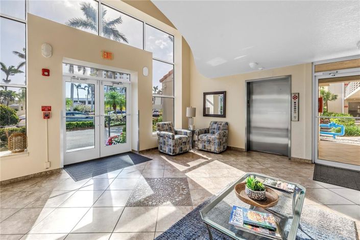 Image No.43-2 Bed Property for sale