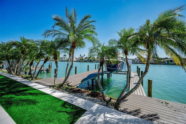 Image No.44-4 Bed Property for sale