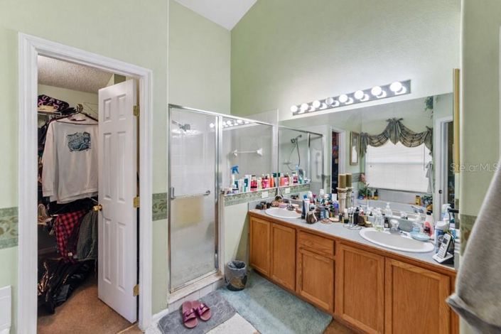 Image No.16-4 Bed Property for sale