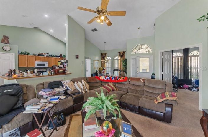 Image No.4-4 Bed Property for sale