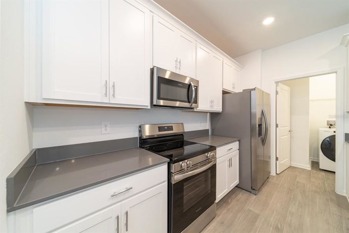 Image No.27-4 Bed Property for sale