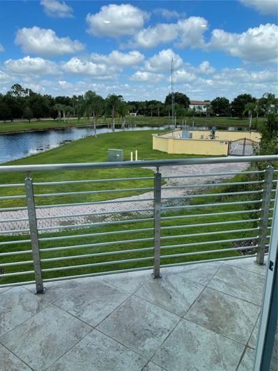 Image No.18-4 Bed Townhouse for sale