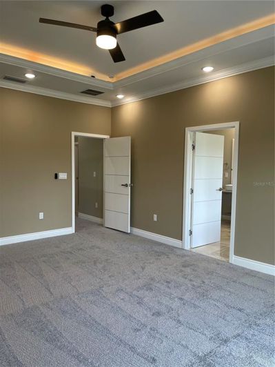 Image No.20-4 Bed Townhouse for sale