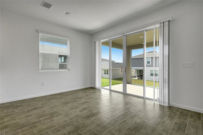 Image No.7-4 Bed Property for sale