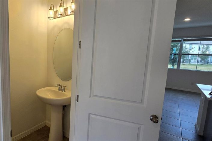 Image No.10-3 Bed Townhouse for sale