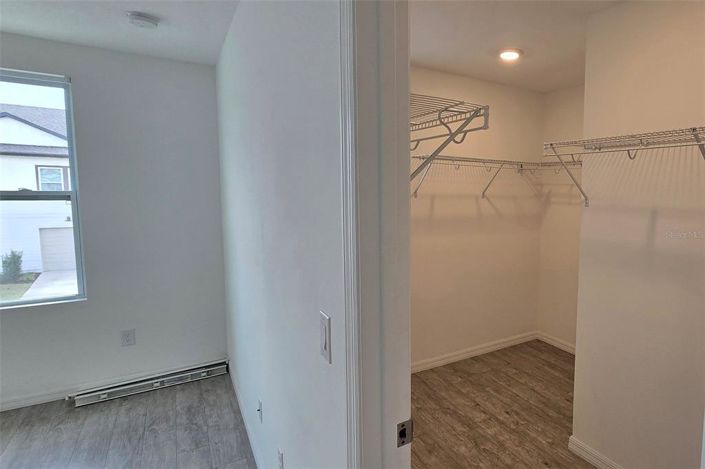 Image No.19-3 Bed Townhouse for sale