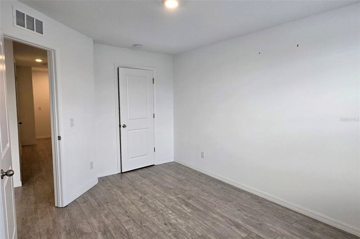 Image No.21-3 Bed Townhouse for sale