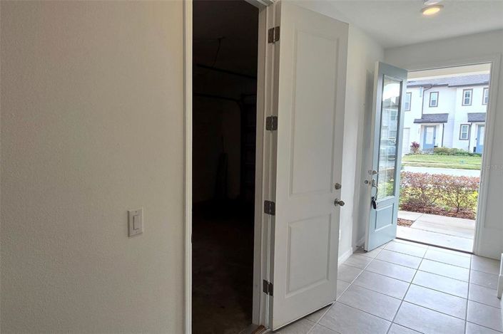 Image No.8-3 Bed Townhouse for sale