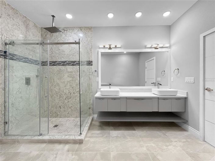 Image No.33-4 Bed Townhouse for sale