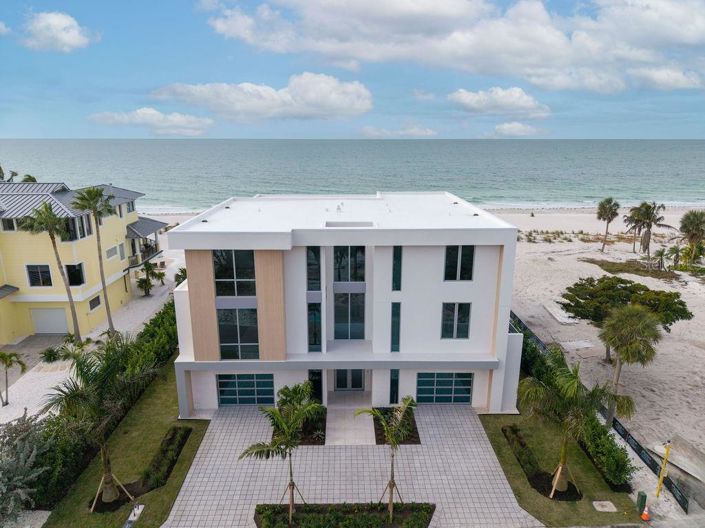 Image No.3-4 Bed Property for sale