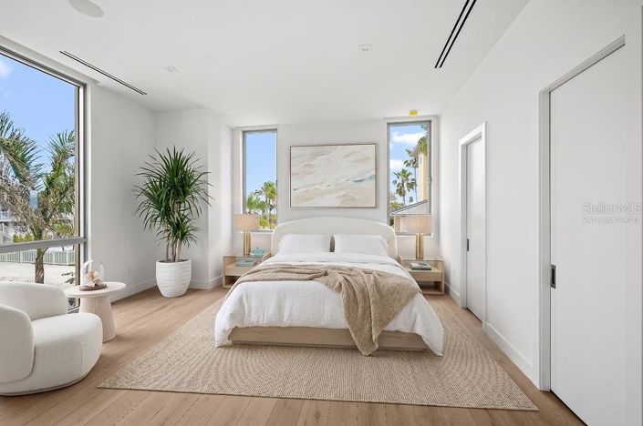 Image No.60-4 Bed Property for sale