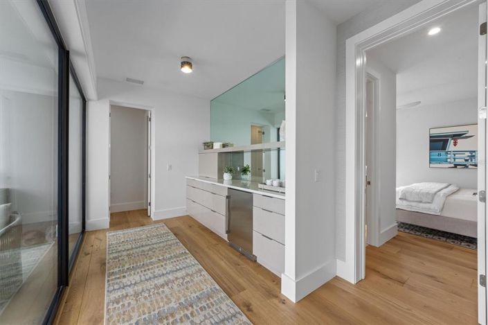 Image No.44-4 Bed Property for sale