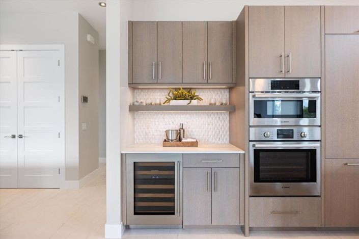 Image No.18-3 Bed Property for sale