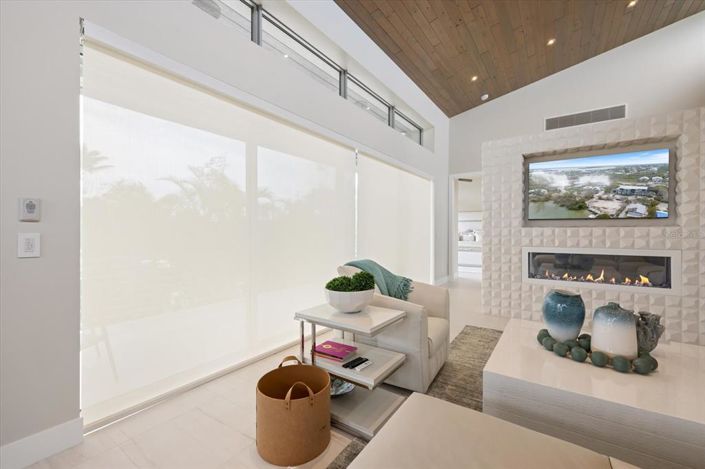 Image No.39-3 Bed Property for sale