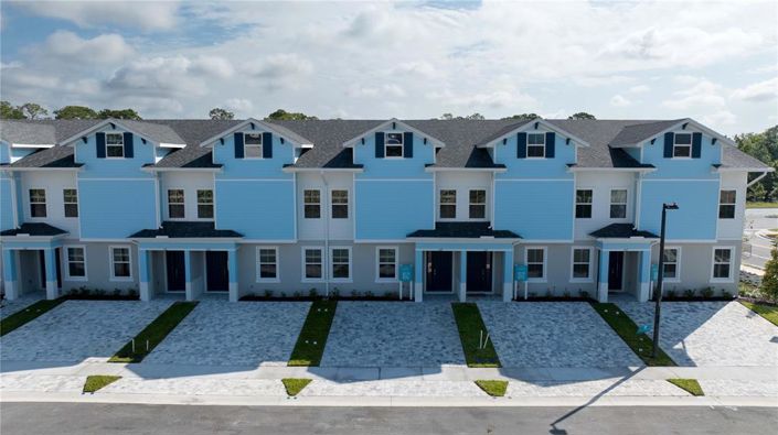 Image No.16-5 Bed Townhouse for sale