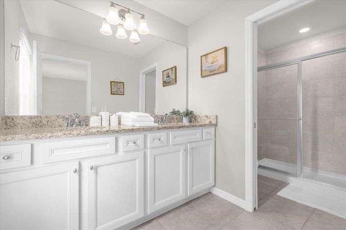 Image No.13-6 Bed Property for sale