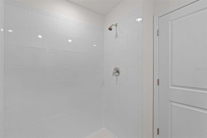 Image No.21-3 Bed Property for sale