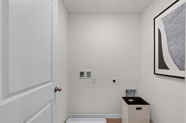 Image No.23-3 Bed Property for sale