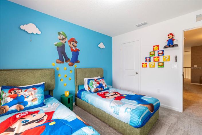 Image No.25-4 Bed Townhouse for sale