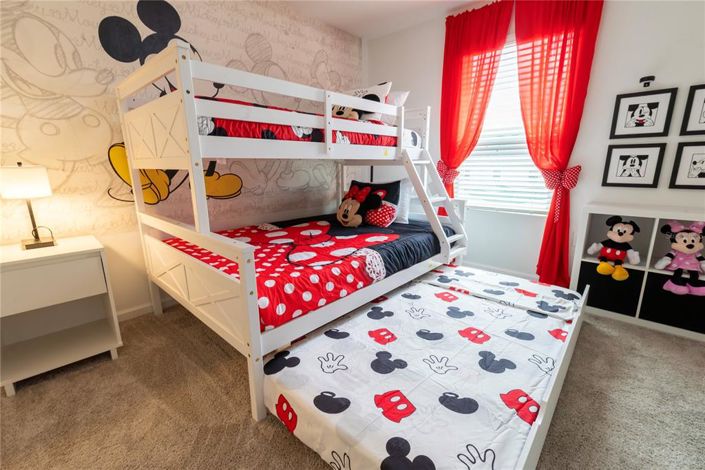 Image No.27-4 Bed Townhouse for sale