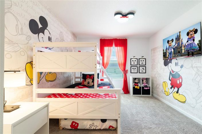 Image No.29-4 Bed Townhouse for sale