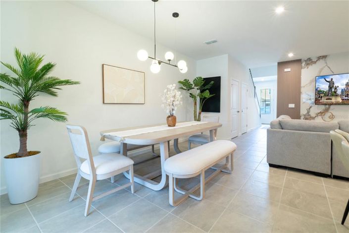 Image No.4-4 Bed Townhouse for sale