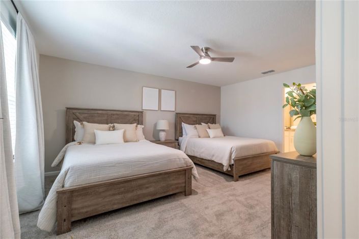 Image No.40-4 Bed Townhouse for sale