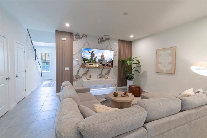 Image No.8-4 Bed Townhouse for sale