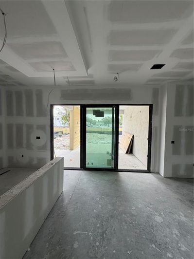 Image No.9-4 Bed Property for sale