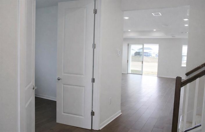 Image No.8-4 Bed Property for sale